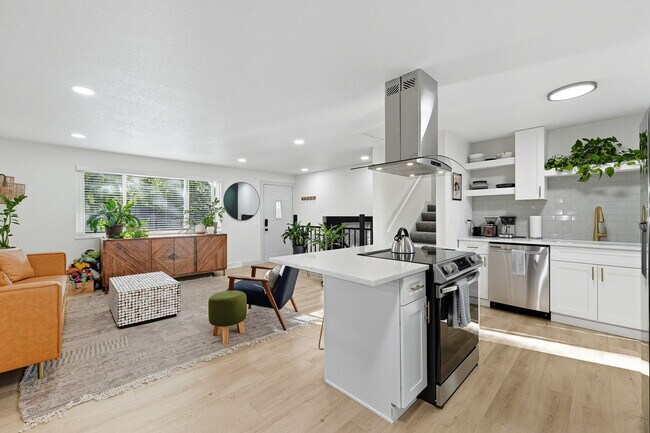 Foto del edificio - 312 S Hudson St