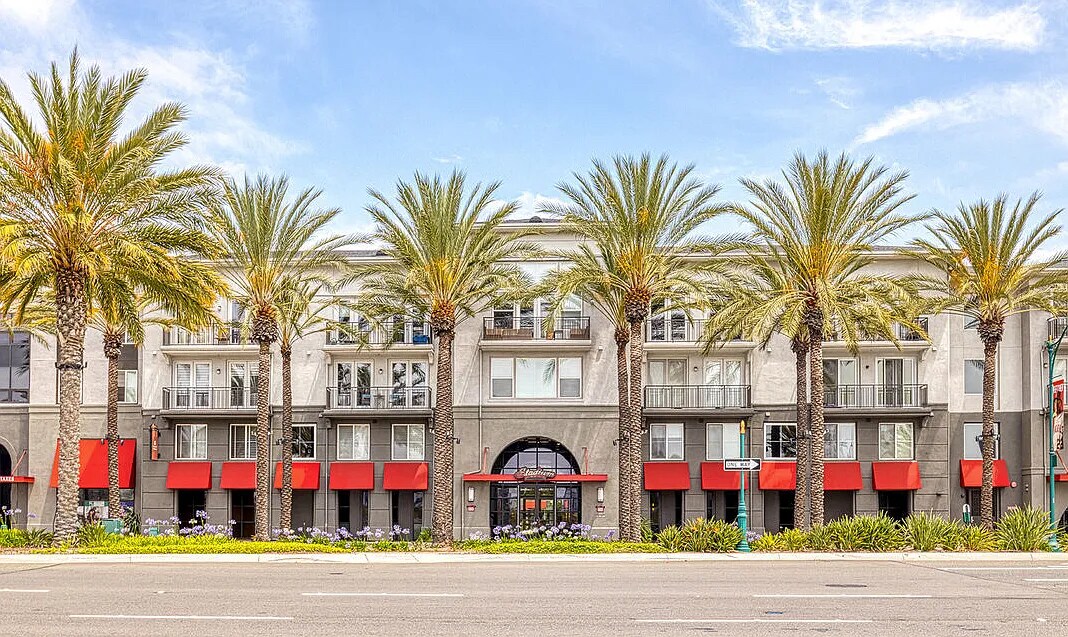 Foto principal - 1801 E Katella Ave