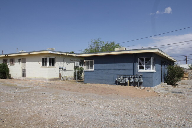 Building Photo - 3900 Flory Ave