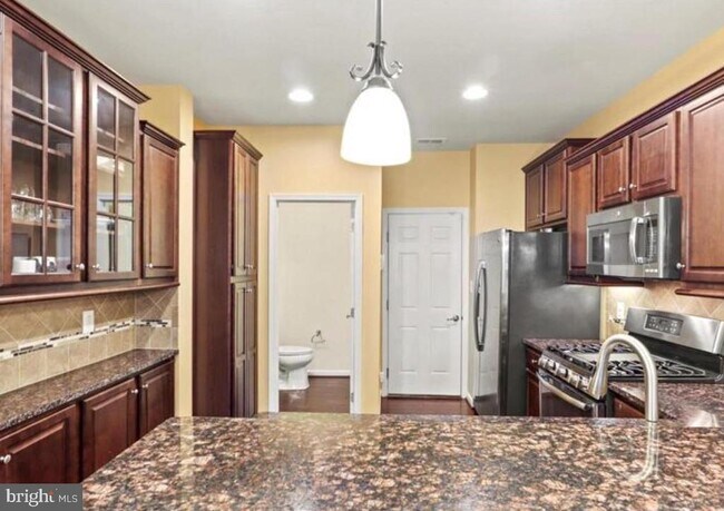 Foto del edificio - 4843 Dane Ridge Cir