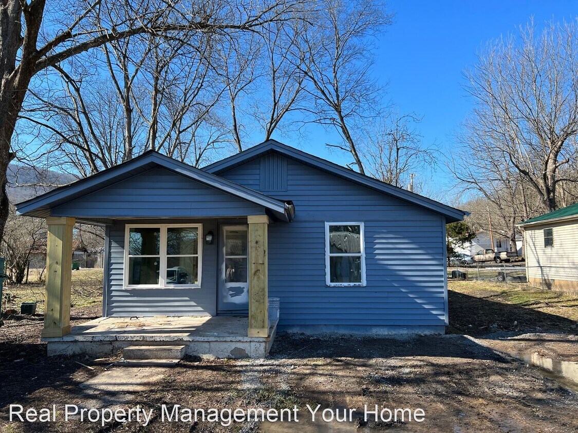 Building Photo - 3 br, 1 bath House - 114 Magnolia Ave