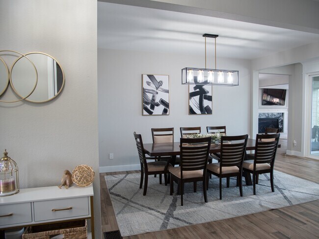 Foto del edificio - 2835 Rising Moon Way