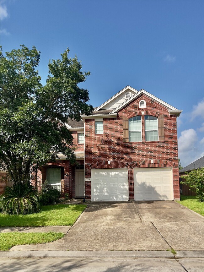 Building Photo - 3514 Leaf Vines Dr