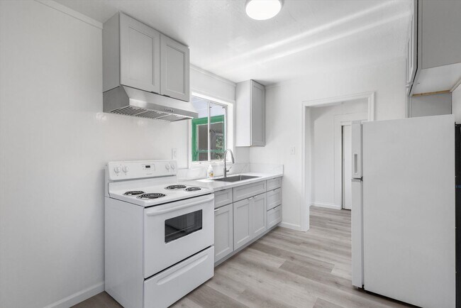 Foto del edificio - 2255 Lincoln Ave