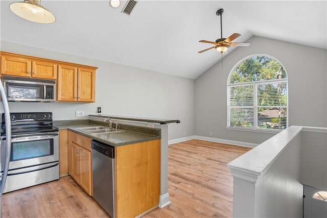 Building Photo - 421 Atlantic Dr