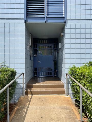 Building Photo - 1506 Kaumualii St