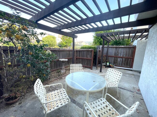 Building Photo - 9595 Easter Way