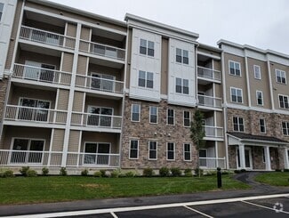 Building Photo - 2 Winslow Ln