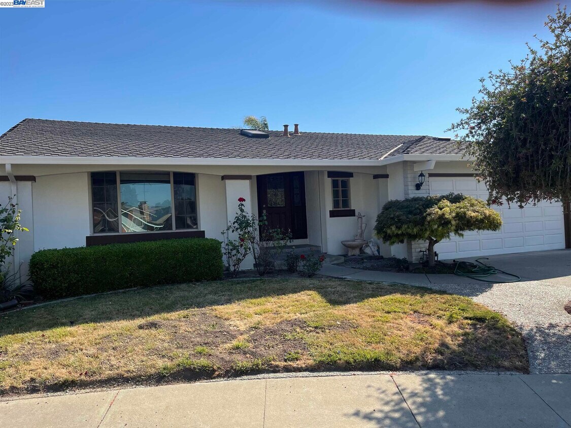 Primary Photo - 3129 Fairfax Ct