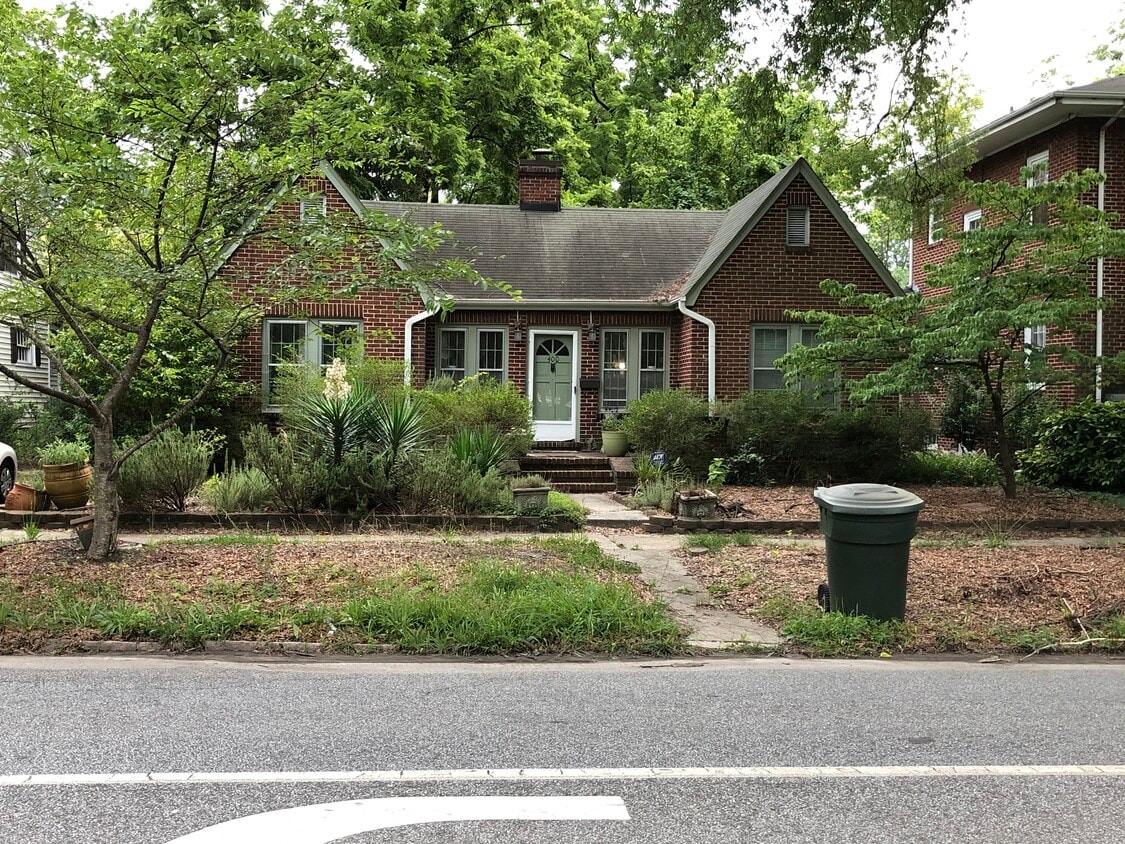 400 E Bessemer Ave, Greensboro, NC 27401 House Rental in Greensboro