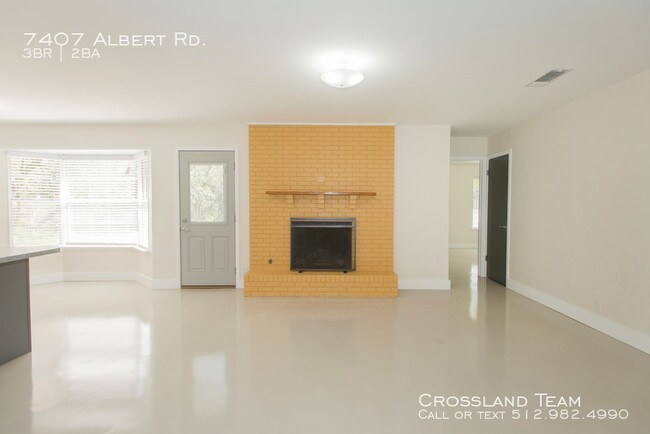 Building Photo - South Austin Home on 1 Acre