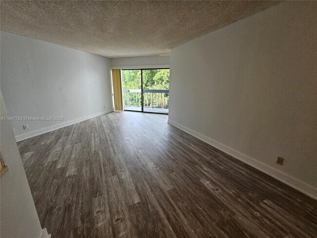 Foto del edificio - Cozy One Bedroom Condo close to Golf Course