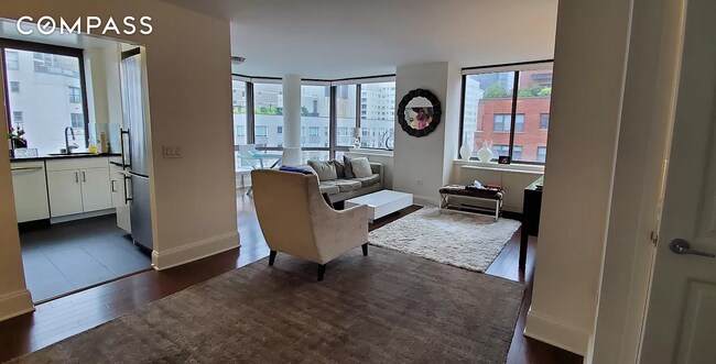 Building Photo - Great view