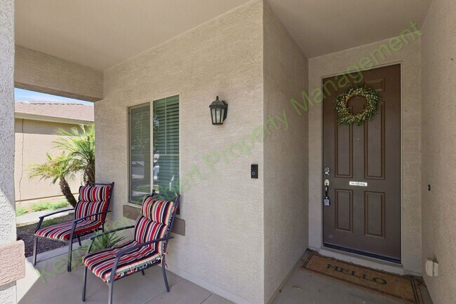 Foto del edificio - 1546 W Alder Rd