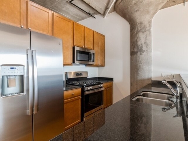 Foto del edificio - 1111 W 15th St
