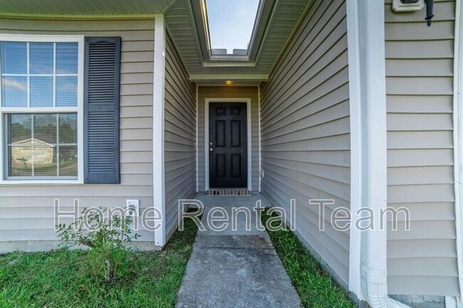 Building Photo - 37 Twin Oaks Pl