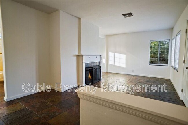 Foto del edificio - 5505 Colfax Ave