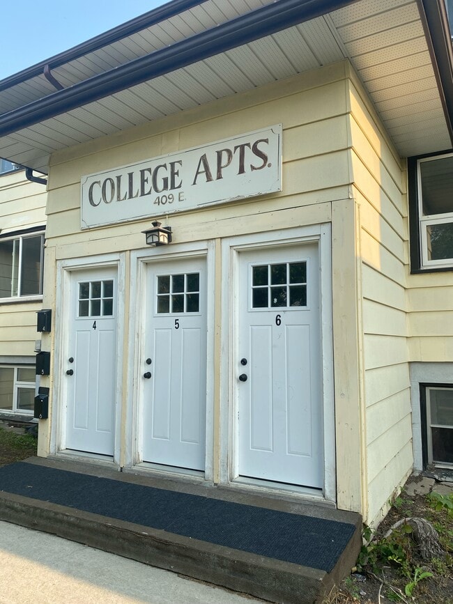 Building Photo - 409 College Ave E