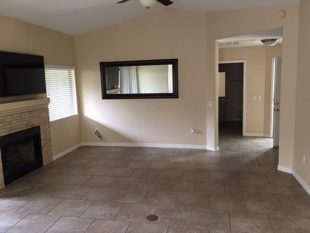 Great room - 15050 N Thompson Peak Pkwy (Scottsdale, AZ) Apartment