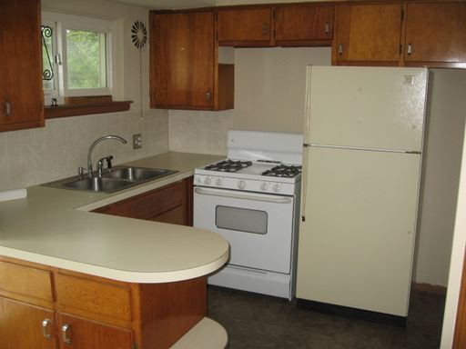 Building Photo - 3026 Beecher Rd