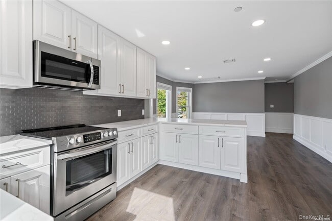 Foto del edificio - 7 Pulaski Rd