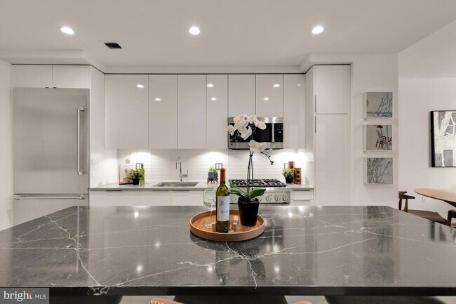 Foto del edificio - 45 Sutton Square SW