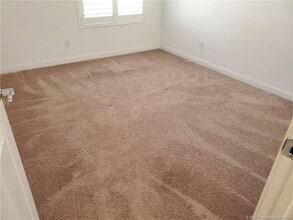 Building Photo - 11300 SW Northland Dr