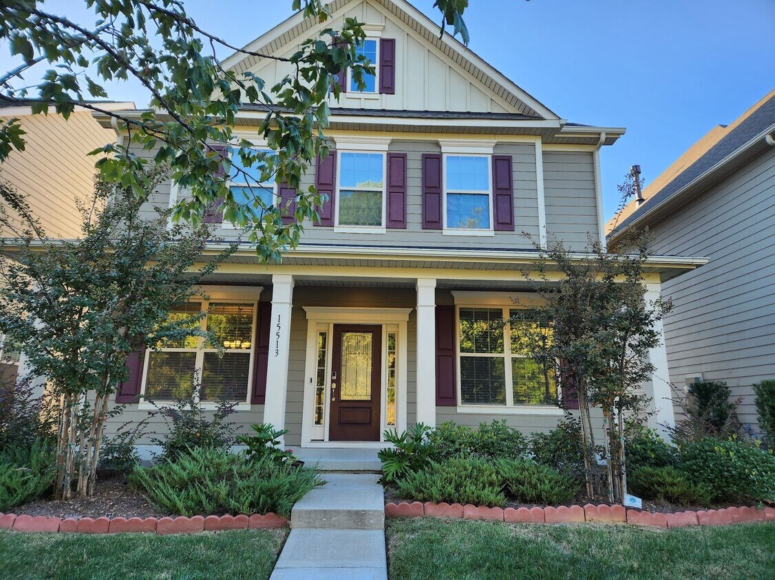 Primary Photo - Charming Davidson 4-Bedroom with Modern Fi...