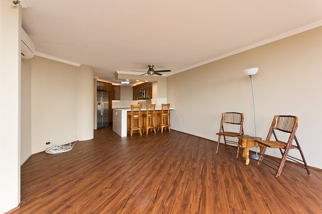 Building Photo - 2101 Nuuanu Ave