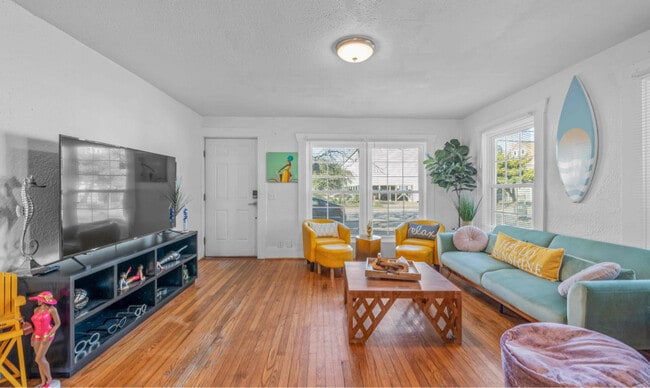 Photo - 9628 19th Bay St House