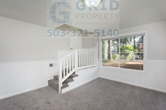 Building Photo - 3035 SE 118th Ave