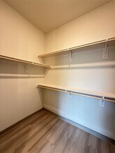 Building Photo - 11604 Stonehollow Dr