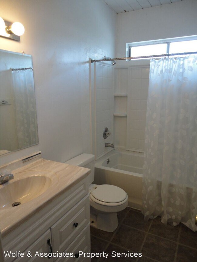 Foto del edificio - 297 Mathilda Dr