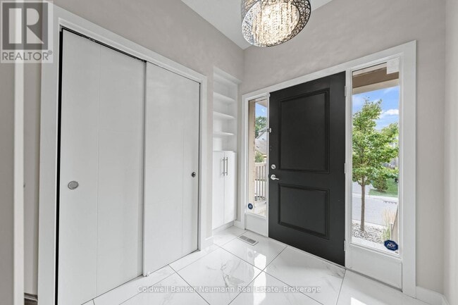 Building Photo - 72 York Rd