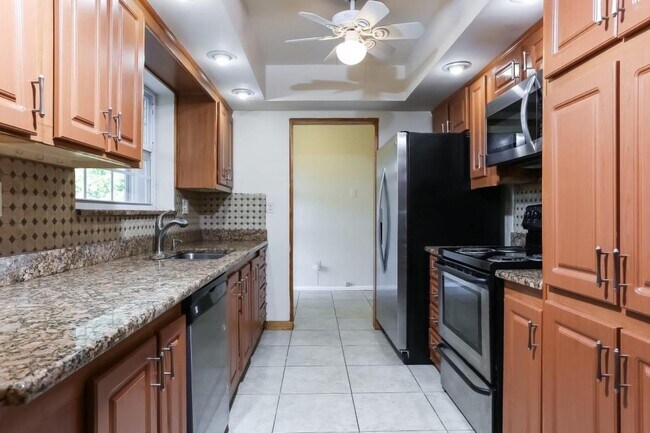 Foto del edificio - 4851 NW 6th St