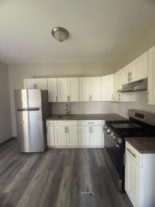 Foto principal - 71 W Runyon St