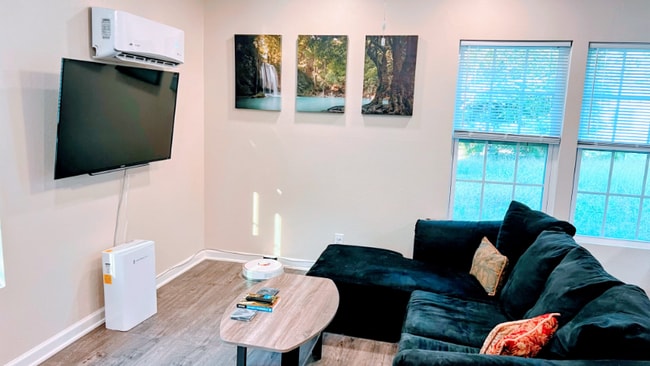 Photo - 1335 Jewett St Townhome