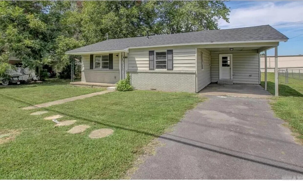 Foto principal - 106 S Grant St