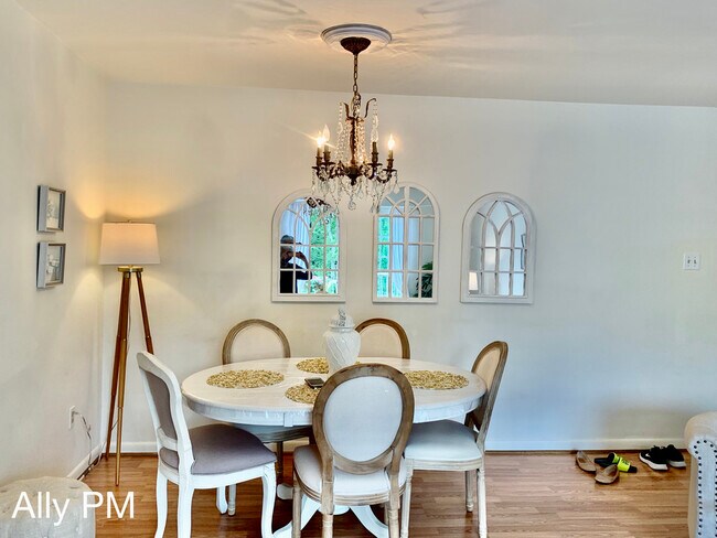 Building Photo - 840 Runnel Ct