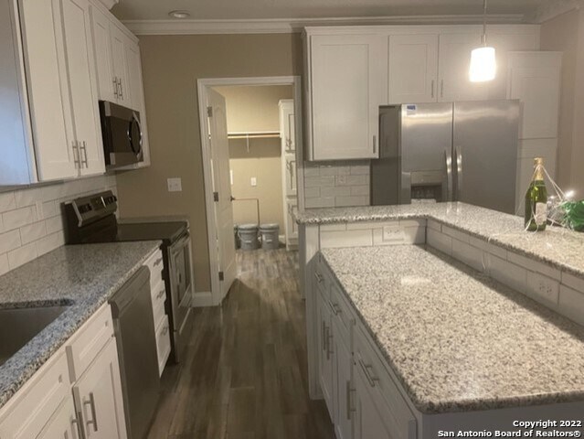 Foto del edificio - 711 La Cresta Dr