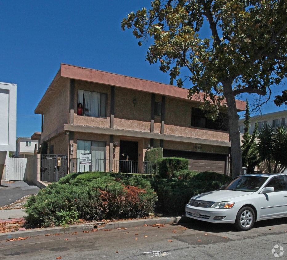 Primary Photo - 1059 Grover Ave