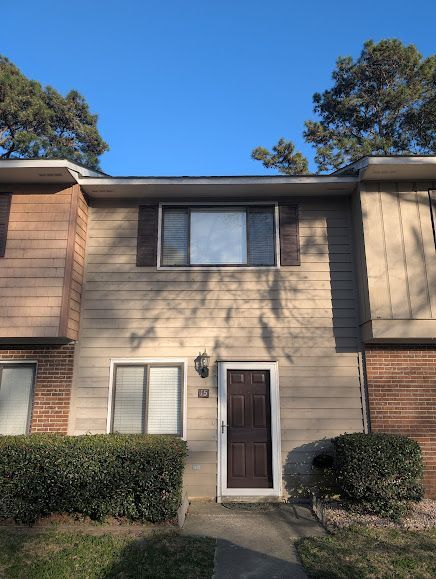 Building Photo - 55 Beaver Pond Loop