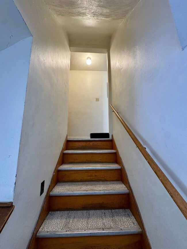 Foto del edificio - 212 N Highland Ave