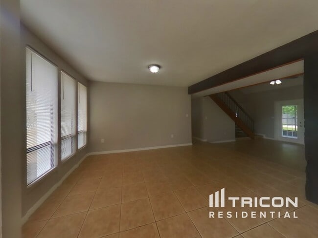 Building Photo - 217 S Shadow Bay Dr
