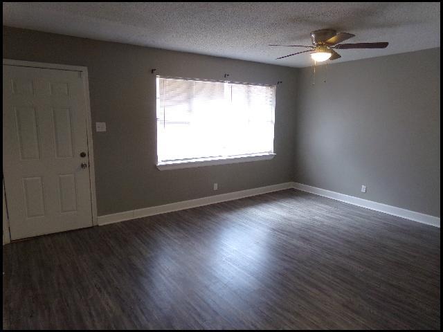 Building Photo - 5408 Halifax Dr