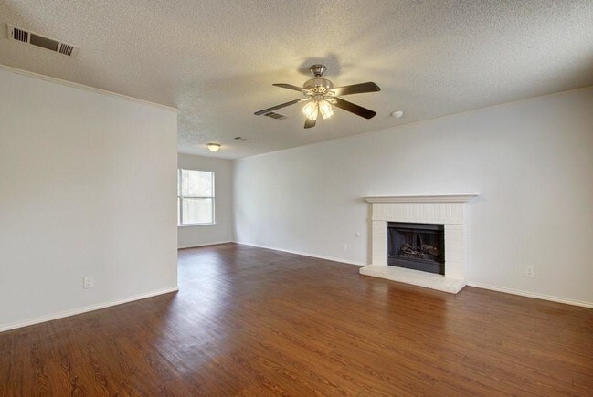 Building Photo - 710 Camp Fire Trail