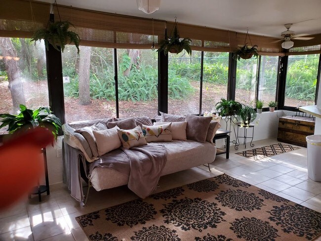 Foto del edificio - 1430 Red Oak Dr