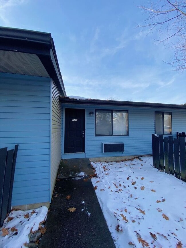 Building Photo - 5601 S Winthrop Ct