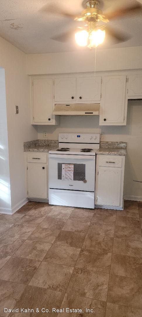 Building Photo - 2 br, 1.5 bath House - 2841 Jan Drive