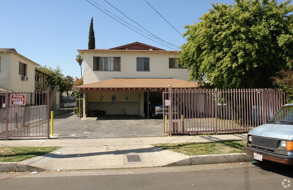 Building Photo - 7917 Willis Ave